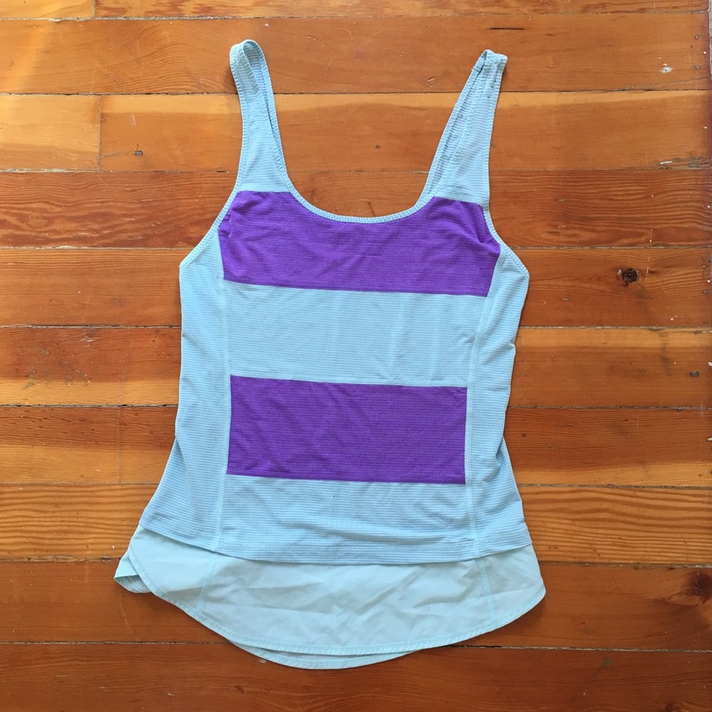 Lululemon tank size 4